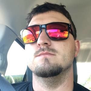 Meet your Posher, Aaron